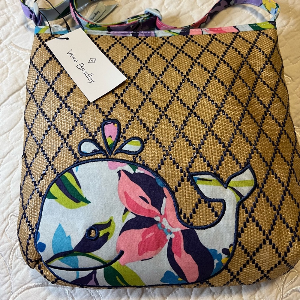 NWT, Vera Bradley, Beach Crossbody, Marian Floral, Excellent Condition.